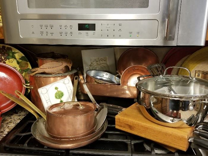 Closer view of Copper, Cuisnart covered pan and knives 