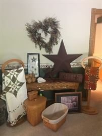 Home Decor! Wall Hangings, Longaberger Baskets, Oak Quilt Racks...