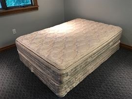 Serta Full Size Pillow Top Mattresses