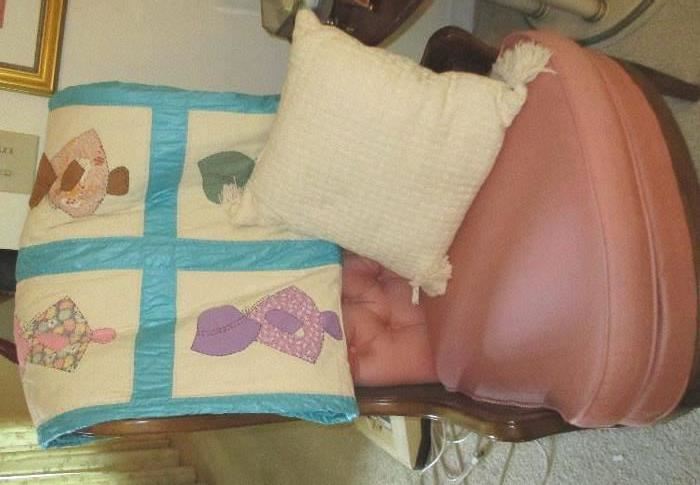 Beautiful Handmade quilt (perfect condition)