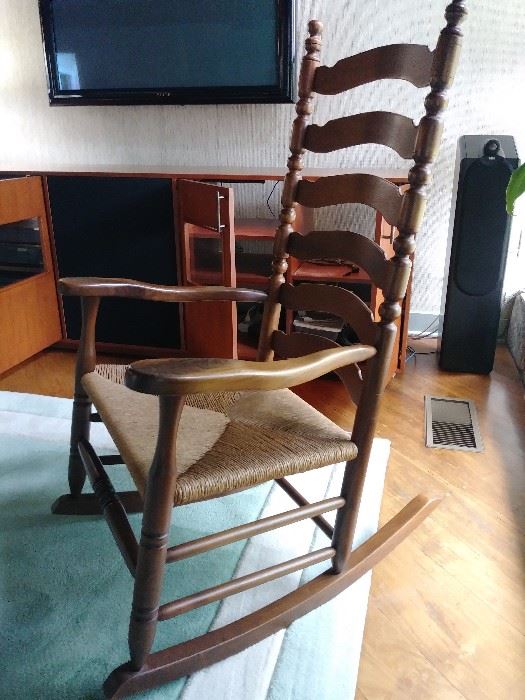 Solid wood rocking chair 