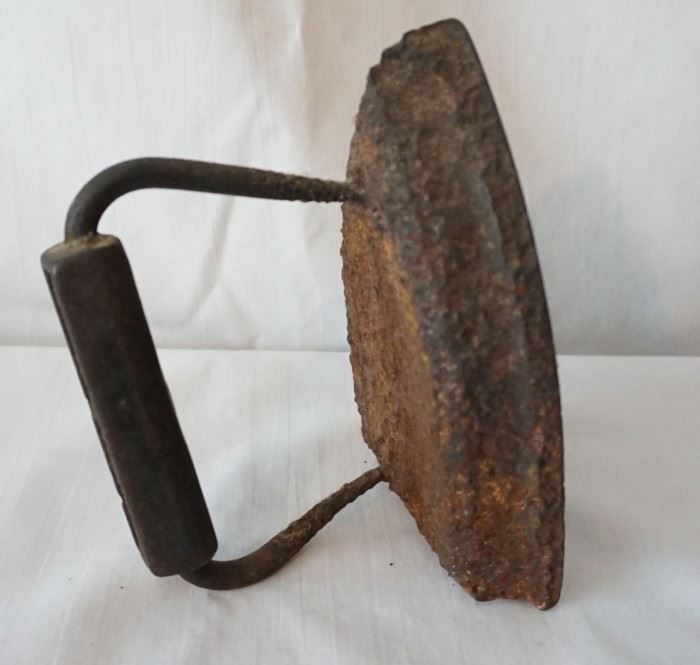 Sheffiled Cast Iron Press Iron