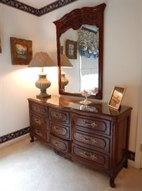 CHEST OF DRAWERS AND MIRROR