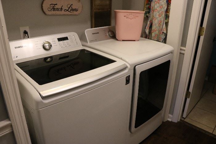 Samsung washer and dryer great working condition!