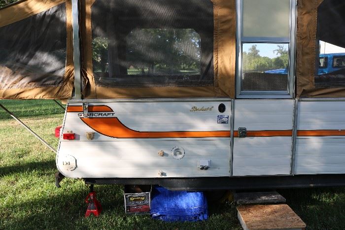 1977 camper. All original. 2nd owners. Great condition.
