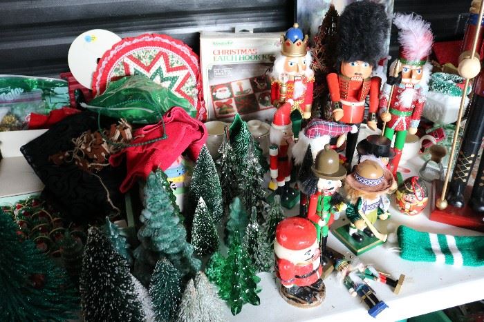 SO MUCH CHRISTMAS