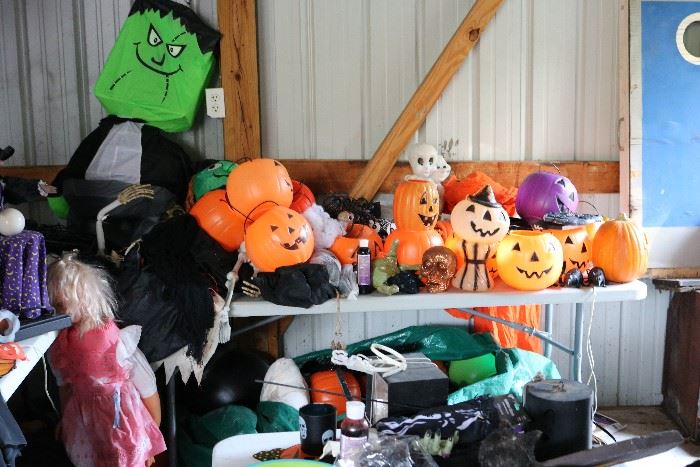 Vintage and new Halloween