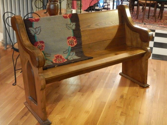 PEW BENCH