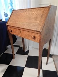 WRITING DESK