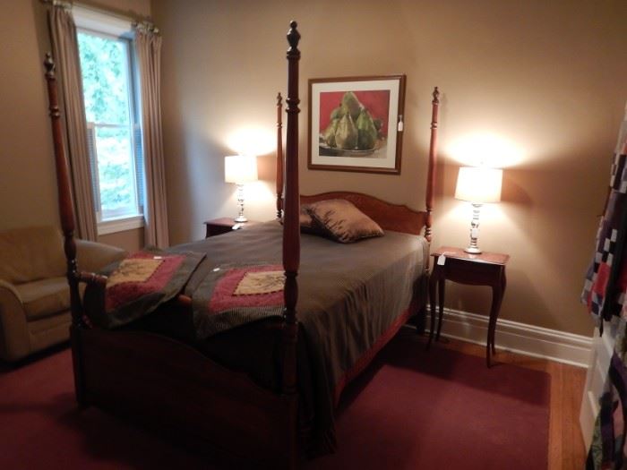 4 POSTER BED