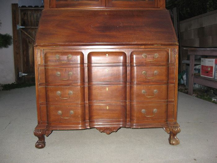 Kittenger, Chippendale BlockFront Secretary, bottom drawers.  This bottom piece can be detached from the top at the back
