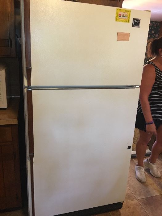 Whirlpool Refrigerator $50