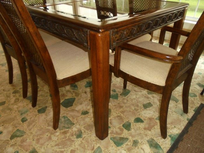 Glass mirror top dining table w/6 matching chairs and 2 extra leafs