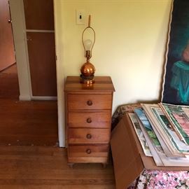 4-drawer pine drawers