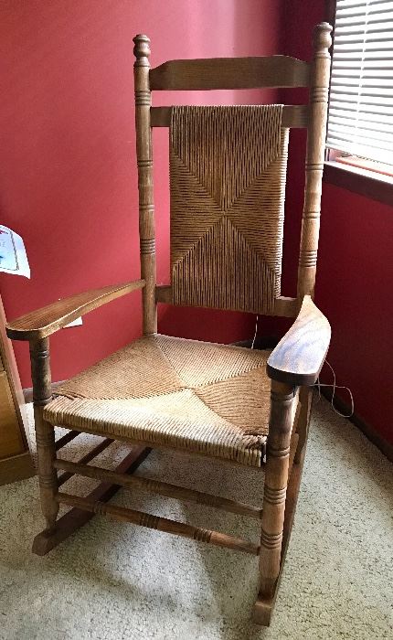 Oversized rocking chair ! Cracker Barrel collectible 