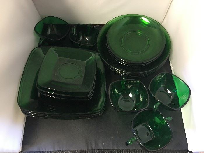 2 Sets of Lovely Green Glass Dishes    http://www.ctonlineauctions.com/detail.asp?id=746745
