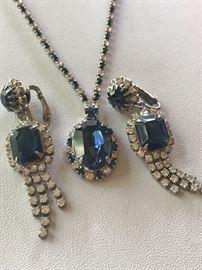 Vintage rhinestone necklace and earrings