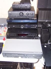 MAGNAVOX DVD/VCR PLAYER
