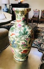 Vase.
