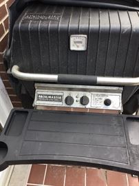 Broilmaster Premium gas grill purchased for $1400 selling for $500 
