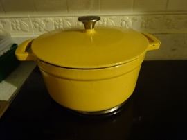 dutch oven porcelain enamel