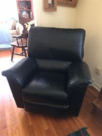 Laz-boy Recliner like new condition 