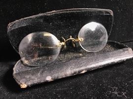 Antique 10k Gold Pince Nez Reading Glasses