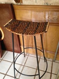 Bar stool