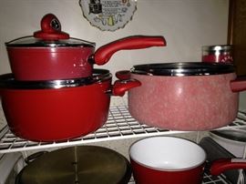 Red cookware