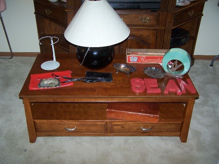 CHERRY COFFEE TABLE, ROSEVILLE VASE & MISC.