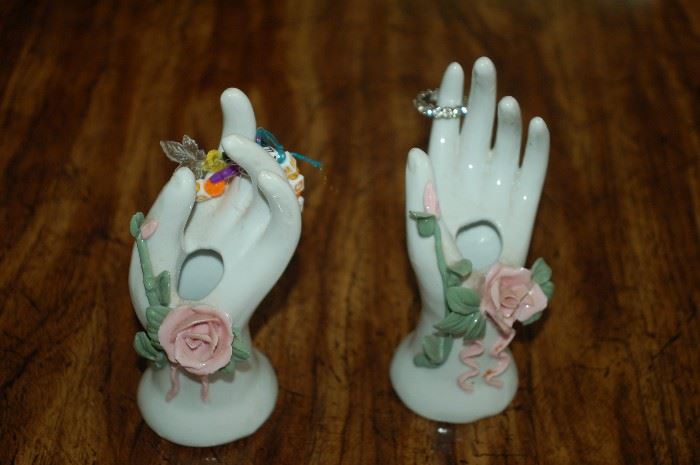 Decorative ring holders