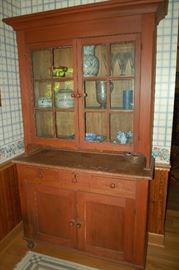 Primitive hutch