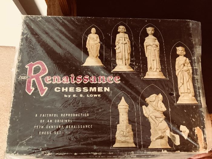 Renaissance Chessmen by E. S. Lowe set