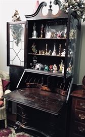 Alternate view of antique Chippendale Secretary Bookcase