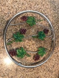 Grape and Wire Trivet