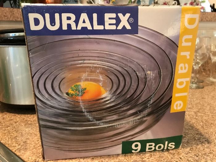 Duralex bowl set in box