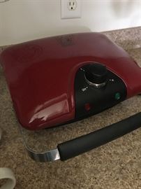 George Foreman Lean Mean Fat Reducing Grilling Machine (with 5 interchangeable plates)