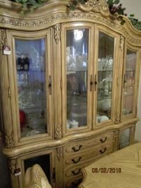 Lighted China Cabinet. Matches the table and chairs. Immaculate condition. 68 x 19 x 78"
