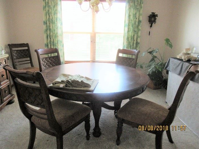 fantastic dining suite this will enhance all of your entertaining
