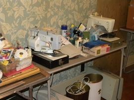 Vintage Sewing Collectibles