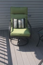 OUTDOOR SWIVEL CAHIR