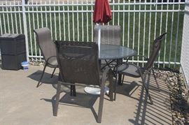 ANOTHER PATIO SET