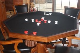 TABLE / BUMPER POOL / POKER TABLE AND 4 CHAIRS