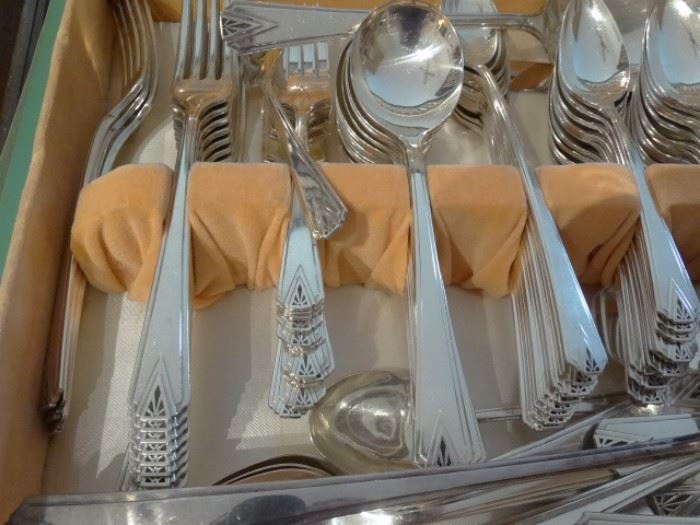Community Deauville Silver Plate