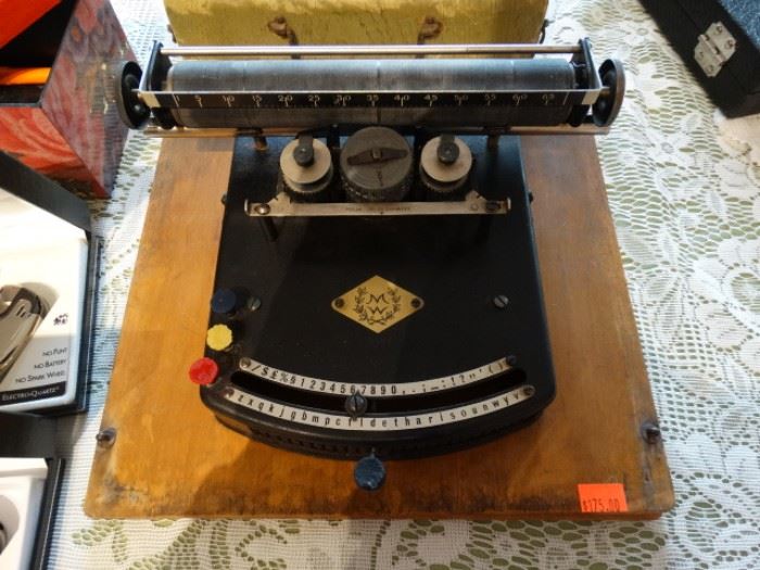 German MW 1920's Typewriter