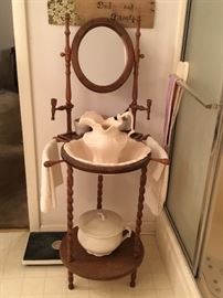 Wash stand with mirror, and accessories