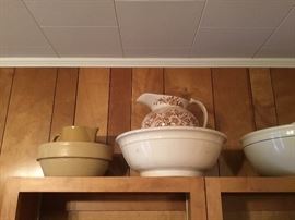 More bowls, pitchers