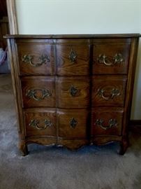 Baker 3 drawer chest.  Excellent condition