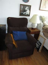 Lazy boy chair