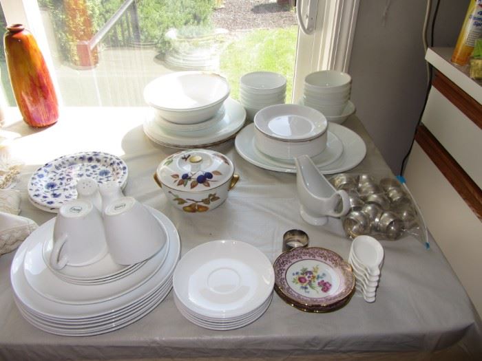 Corelle dishes, Rookwood vase